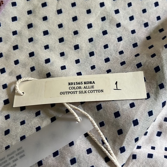 Xirena Landon Top in Allie print - brand new with tags! - Picture 5 of 5